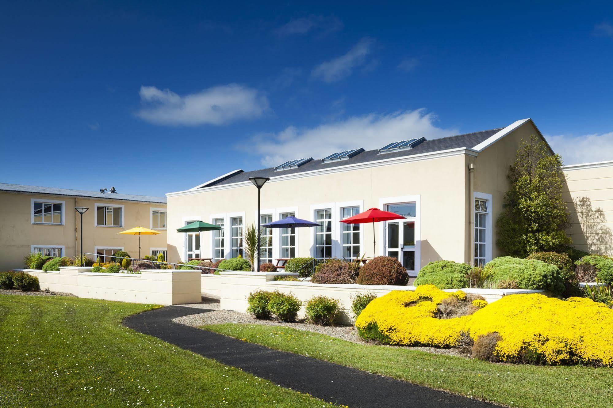 Park Inn By Radisson Shannon Airport מראה חיצוני תמונה